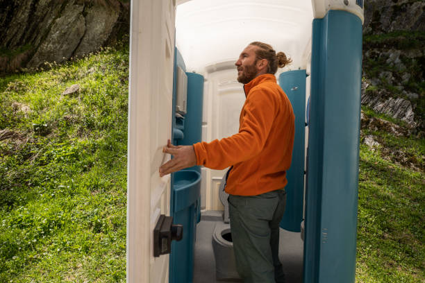 Best Portable restroom trailer rental  in Annandale, VA